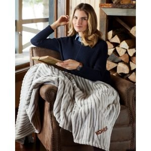 Cobblestone Mills Foxhill Throw Blanket